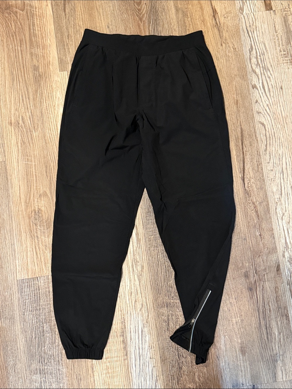 lululemon athletica Black Men's Jogger Pants with Ankle Zipper